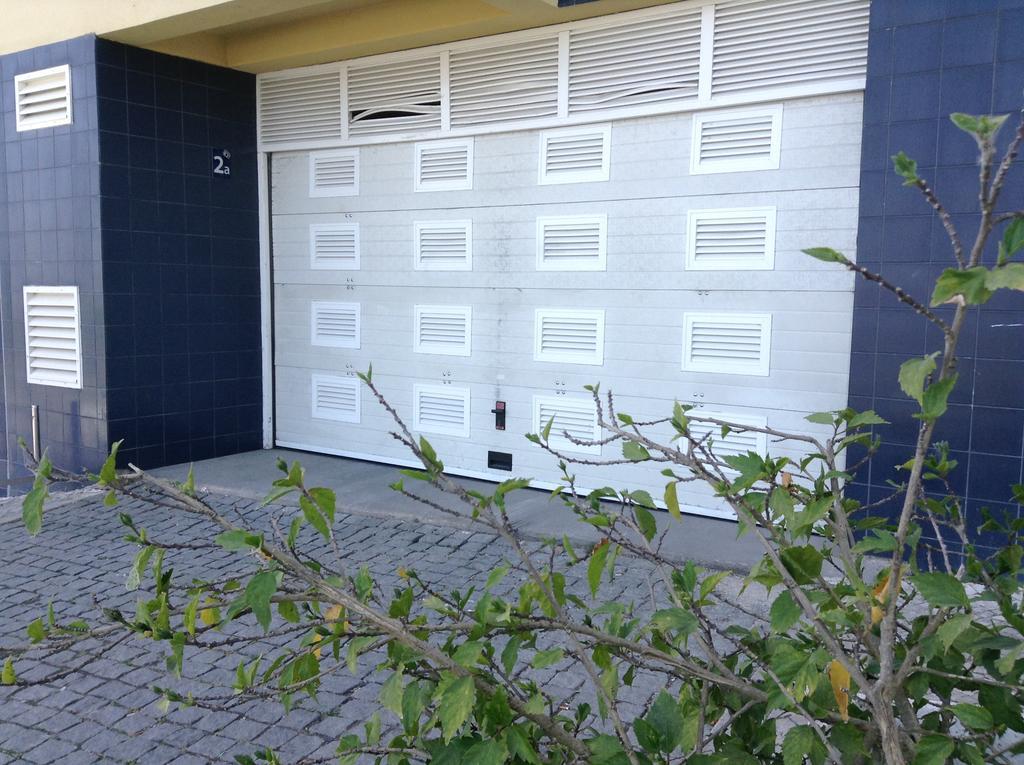 Casa Das Olaias & Closed Parking Apartment Lissabon